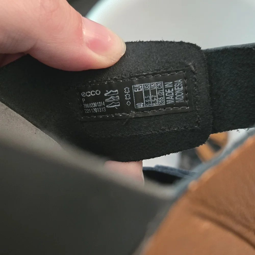 Ecco Cozmo Bronze Double Strap Sandal Size 40